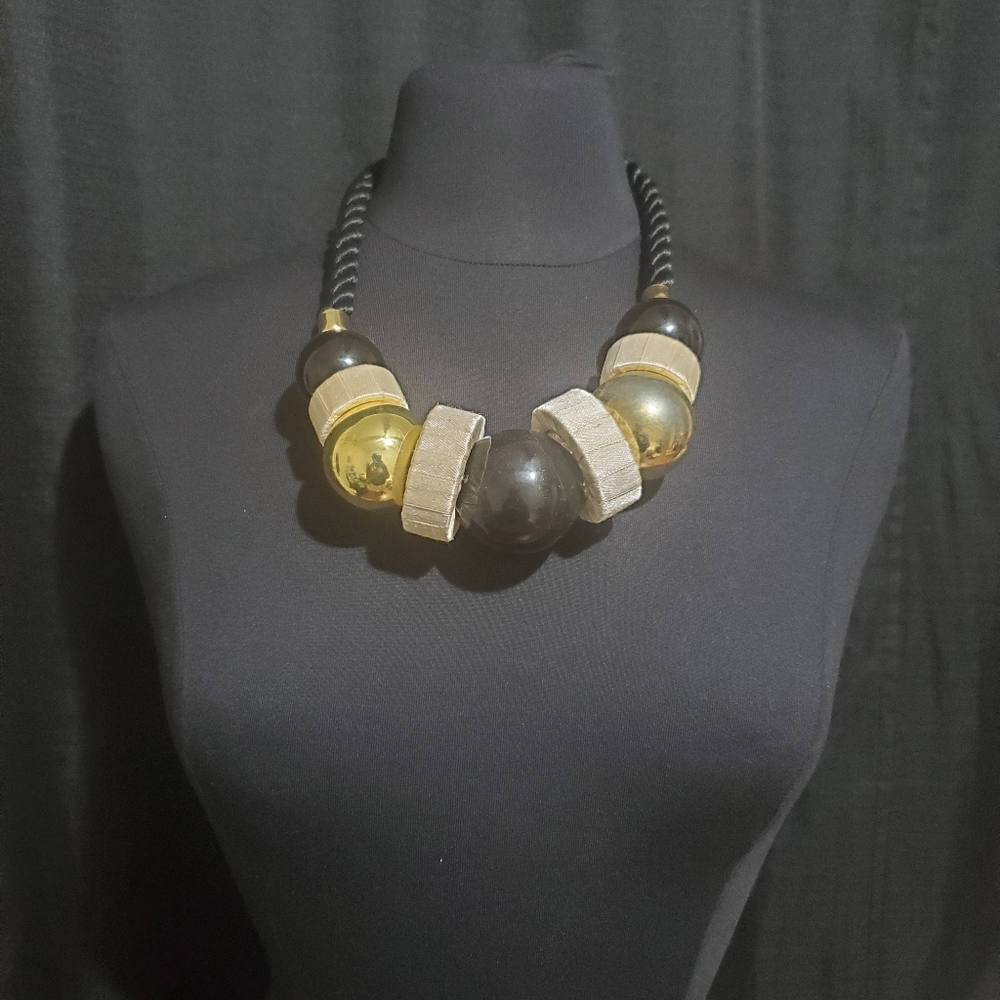 Statement Necklace (2)
